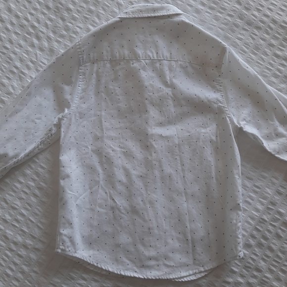 ZARA Boys Longsleeved Button Down Shirt, White, size 6 / 118 cm - Picture 2 of 5
